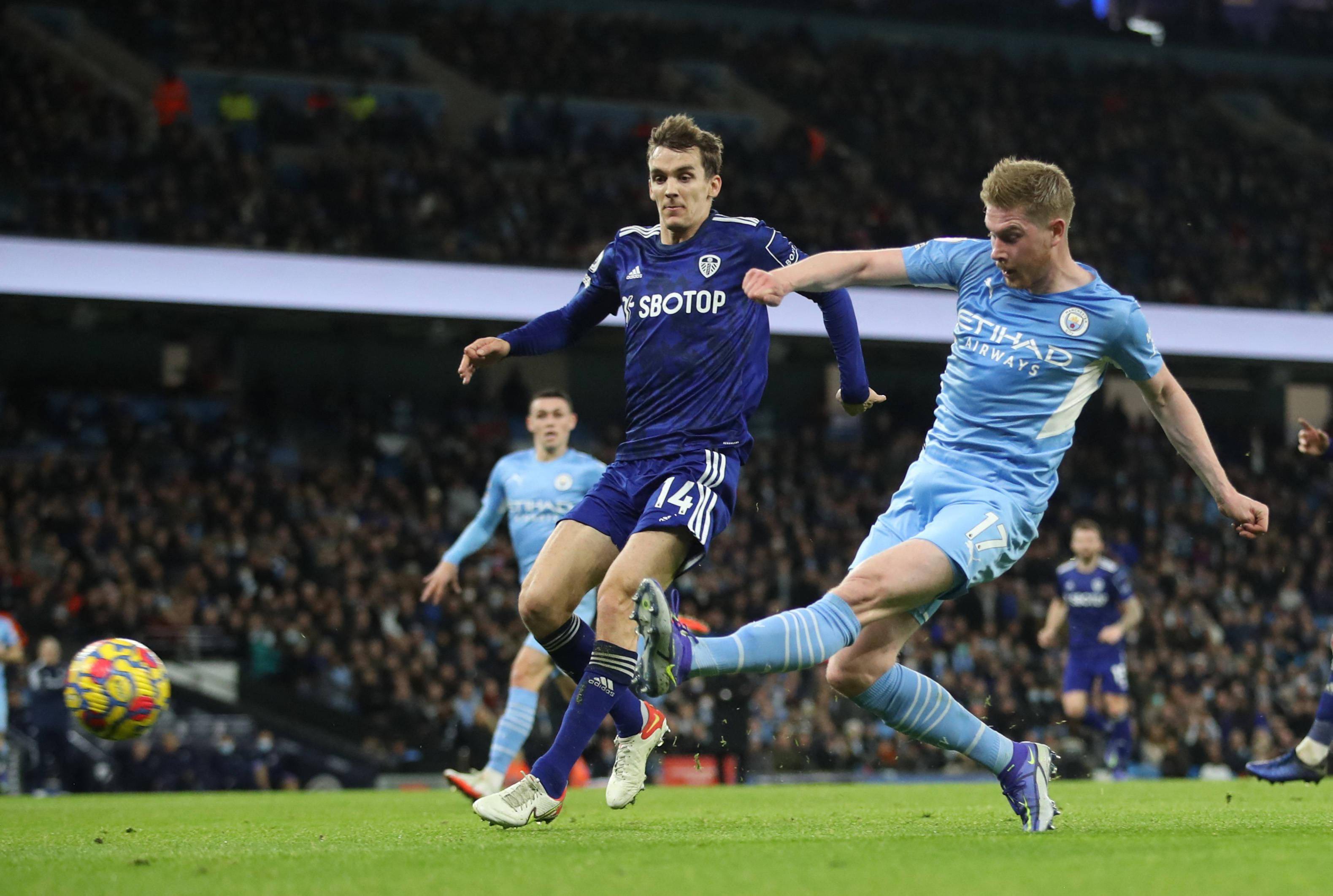 王钰栋在赛 王钰栋在赛